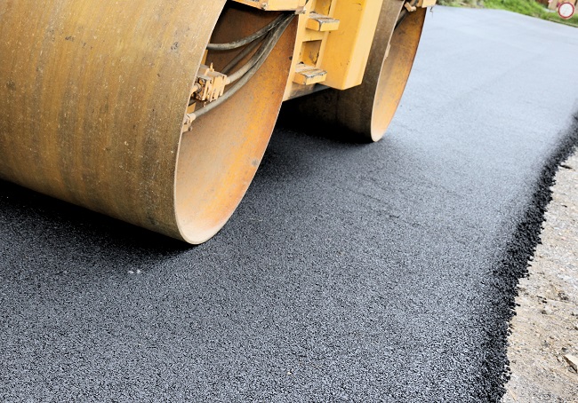 How to Hire the Right Contractor for Driveway Paving