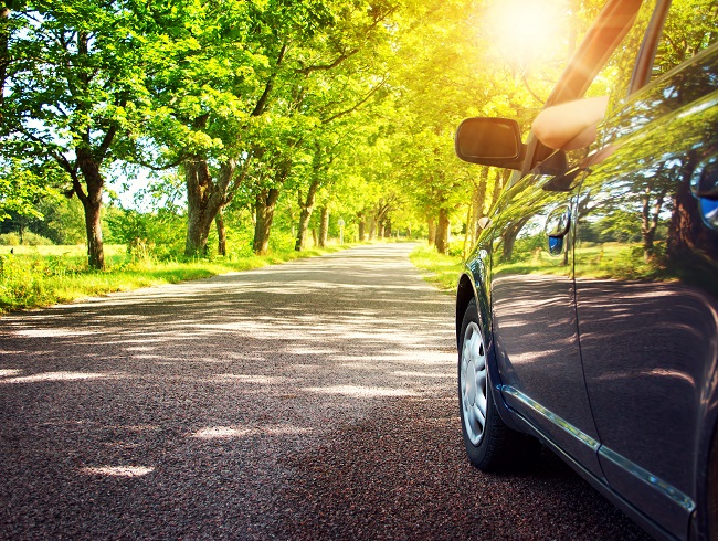 Going Over Driveways: Concrete, Gravel, and Asphalt Paving