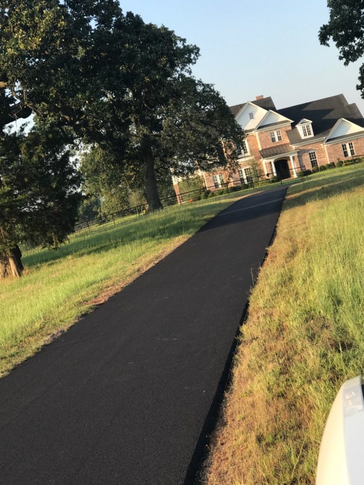 3 Great Reasons To Have Your Driveway Paved